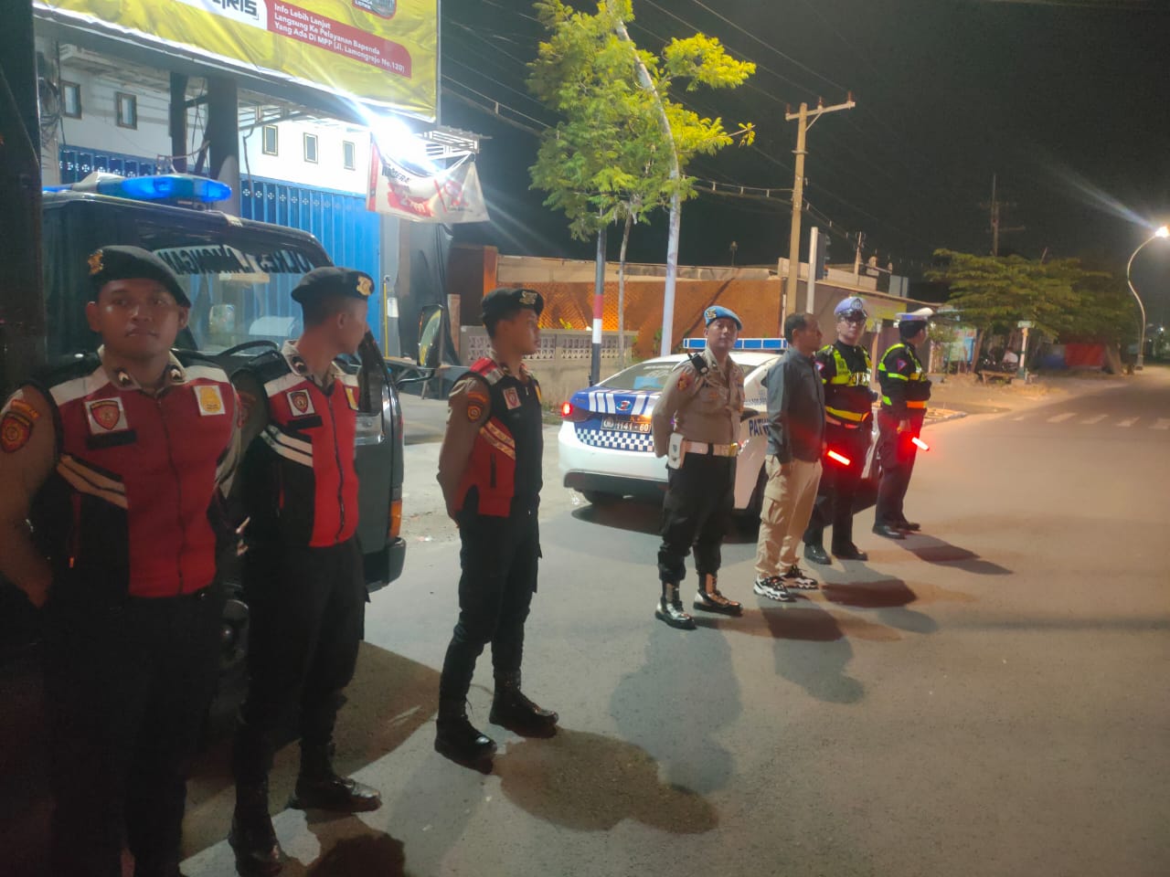 Polres Lamongan Laksanakan Patroli Harkamtibmas Guna Ciptakan Keamanan Wilayah