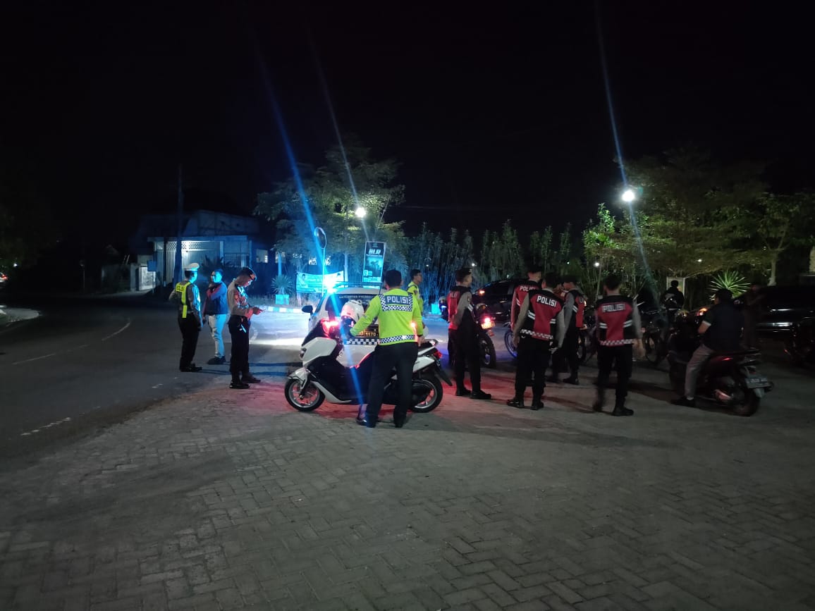 Anggota Polres Lamongan Lakukan Patroli Harkamtibmas Guna Cegah Kriminalitas