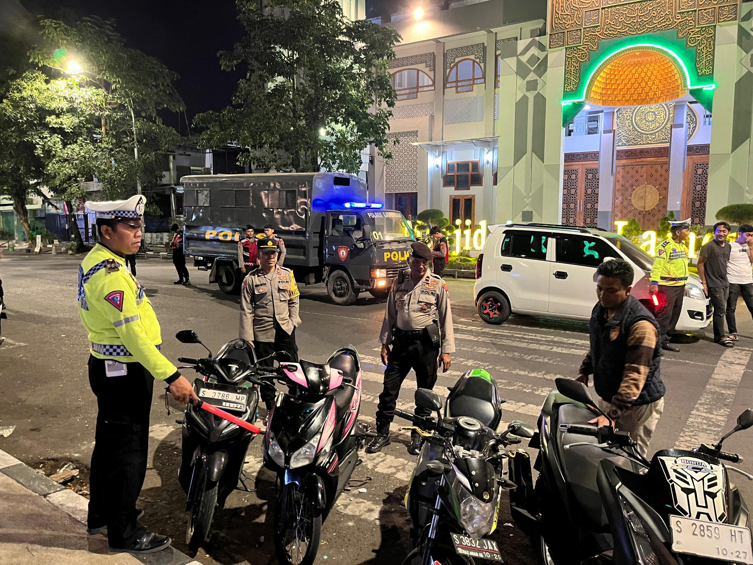 Anggota Polres Lamongan Laksanakan Patroli Harkamtibmas Guna Cegah Tindak Kriminalitas