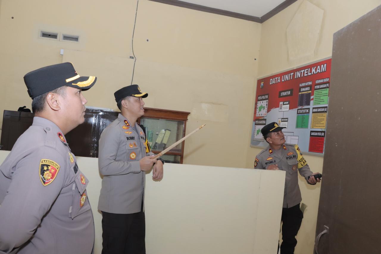 Kapolres Lamongan Lakukan Kunjungan Kerja dan Asistensi ke Polsek Laren dan Polsek Maduran