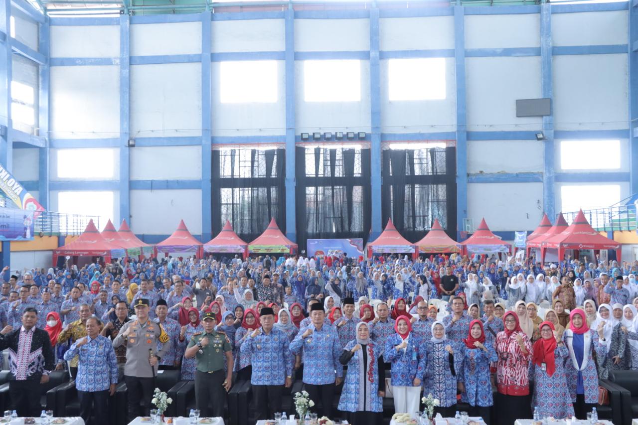 Kapolres Lamongan Hadiri Peringatan Hari Keluarga Nasional ke-31 di Lamongan Sport Center