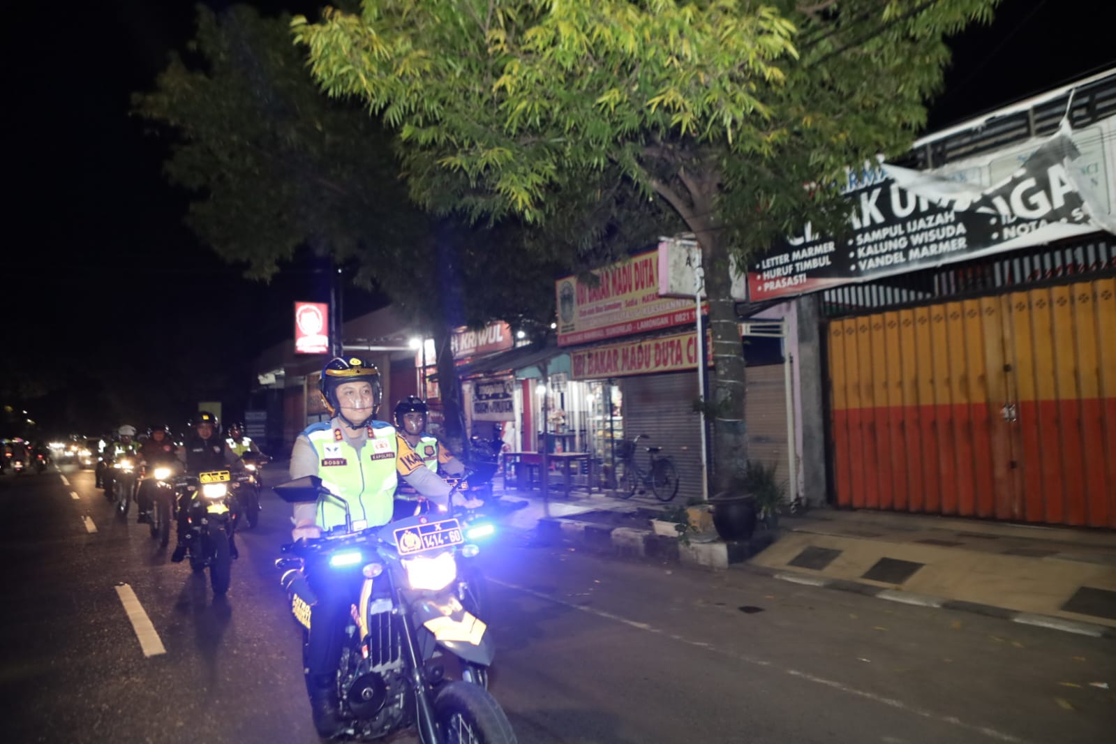 Patroli Sahur Kapolres Lamongan bersama Anggota, Pastikan Situasi Kondusif