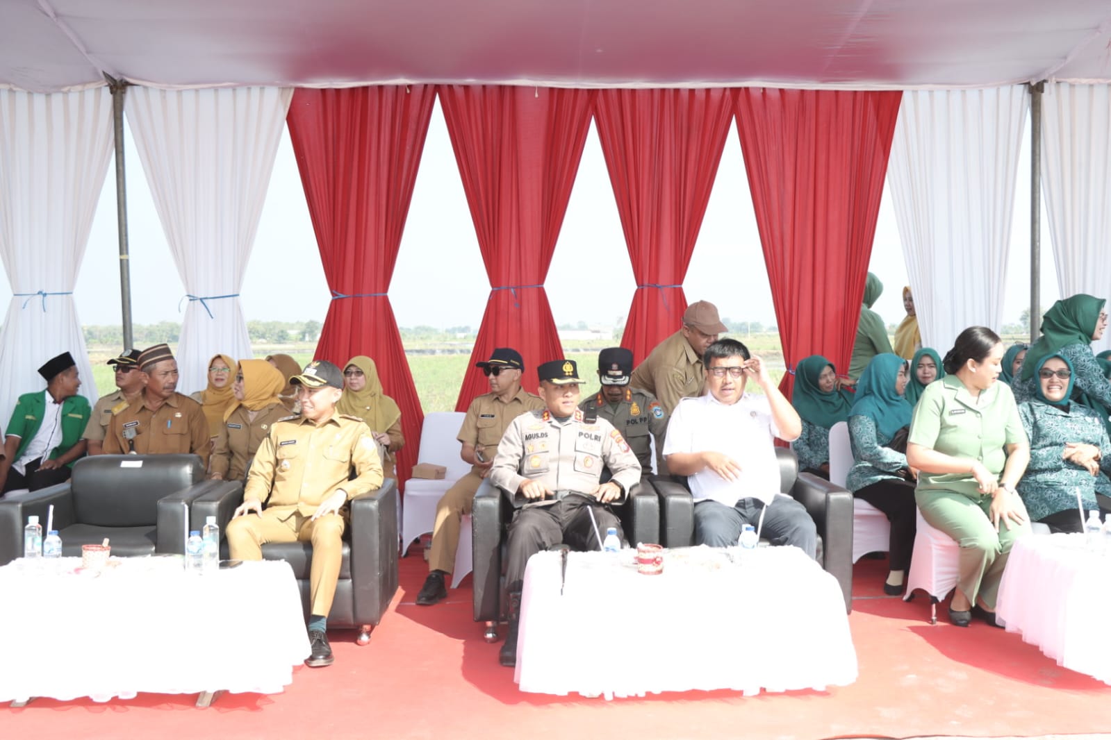 Kapolres Lamongan Hadiri Pembukaan TMMD Ke-124 Tahun 2025 di Desa Kebalankulon