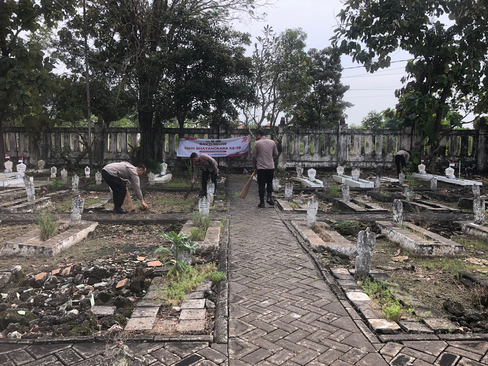 Polres Lamongan Gelar Bakti Religi Sambut HUT Bhayangkara ke-79