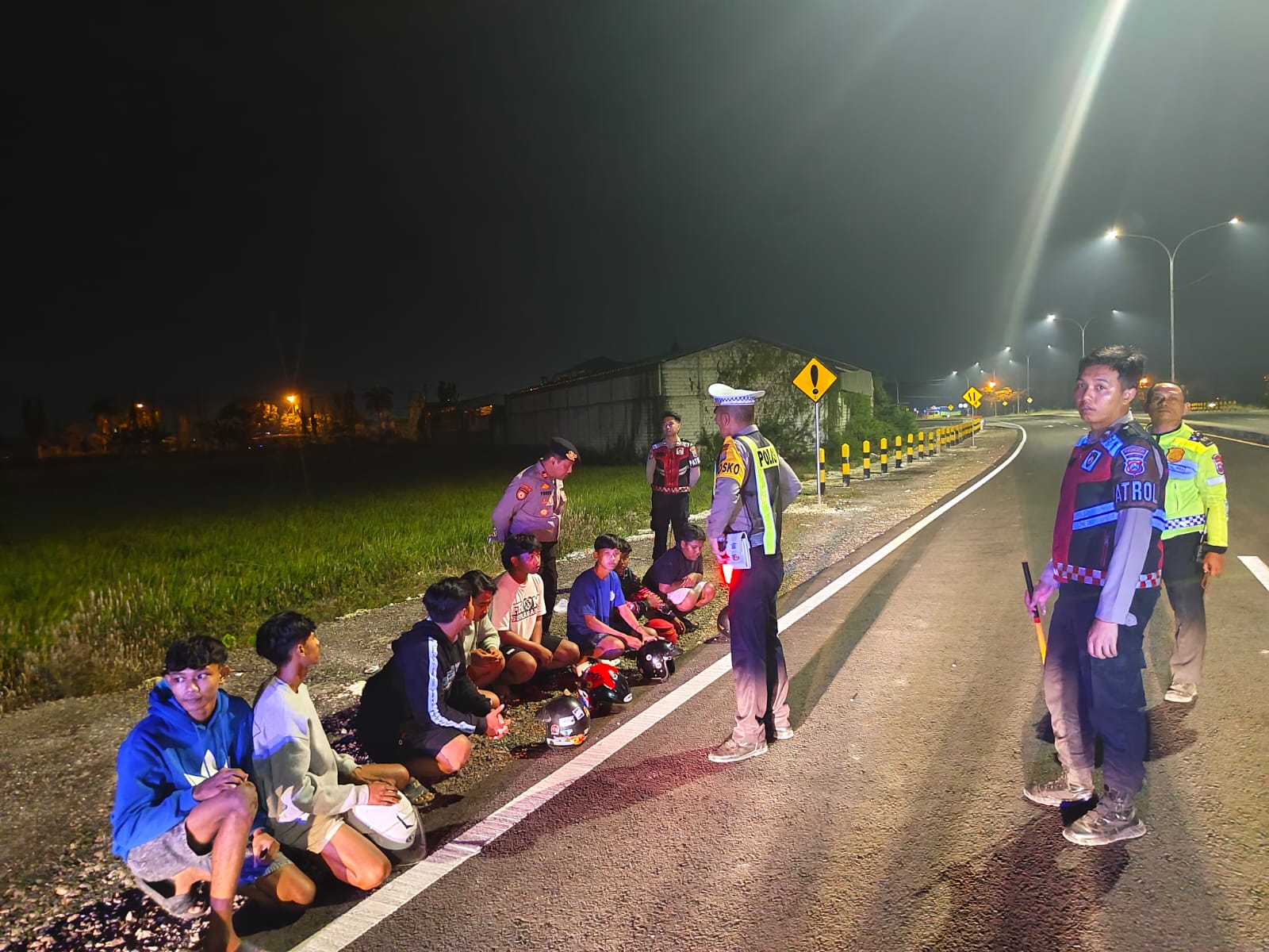 Polres Lamongan Gelar Patroli Harkamtibmas, Amankan Kelompok Balap Liar di Jalur Lintas Utara
